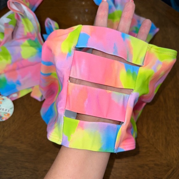 NWT Colorful Ruffle Sleeve Bikini Set - Picture 7 of 9